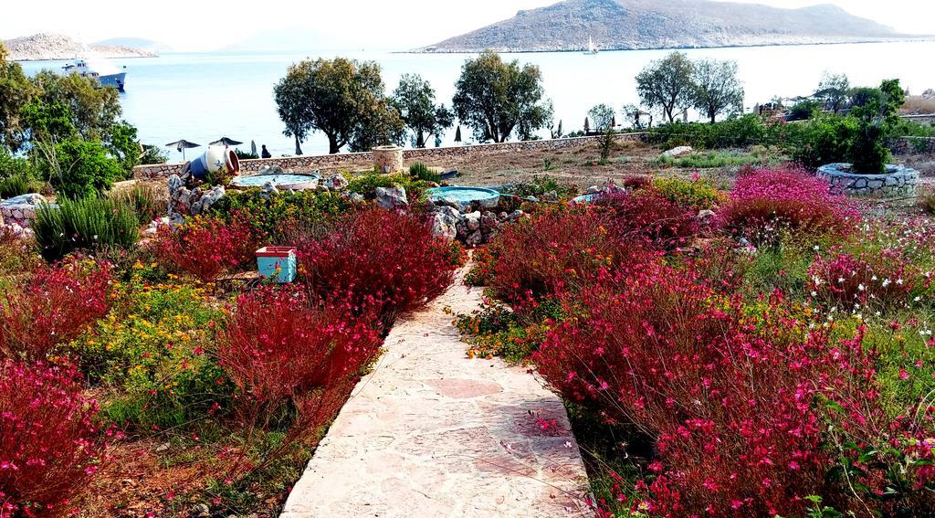 Villa Romanza Beach Villa Chalki Town Luaran gambar