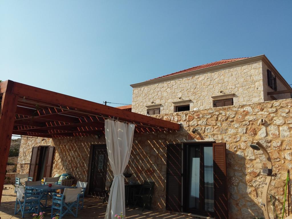 Villa Romanza Beach Villa Chalki Town Luaran gambar